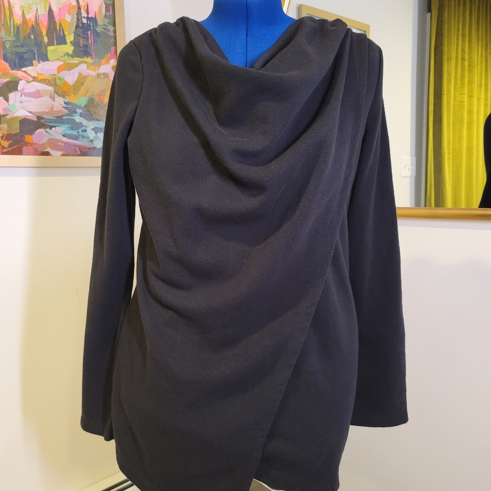 Elegant Black Drape Sweatshirt Size XL
